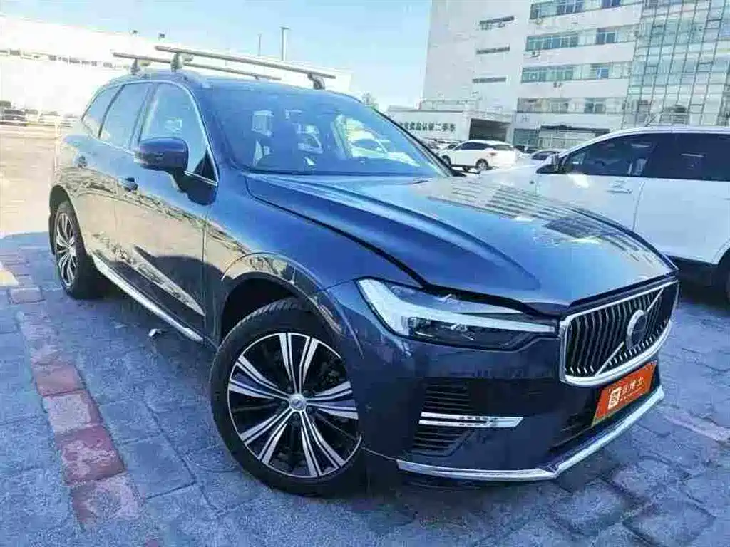 Volvo XC60 PHEV — миниатюра 9