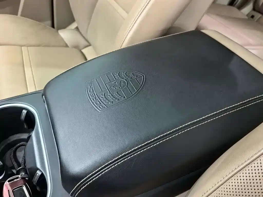 Porsche Cayenne 2019 Cayenne 3.0T