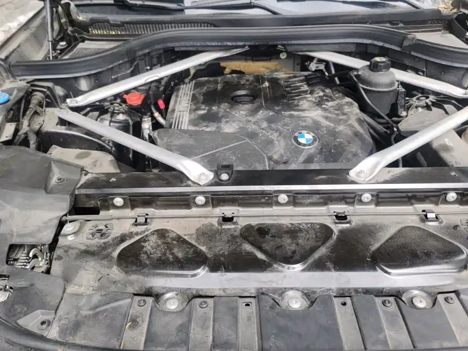 BMW X5 — миниатюра 10