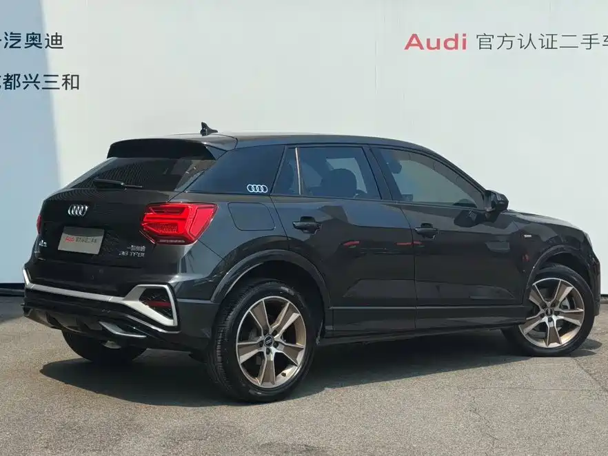 Audi Q2L — миниатюра 4