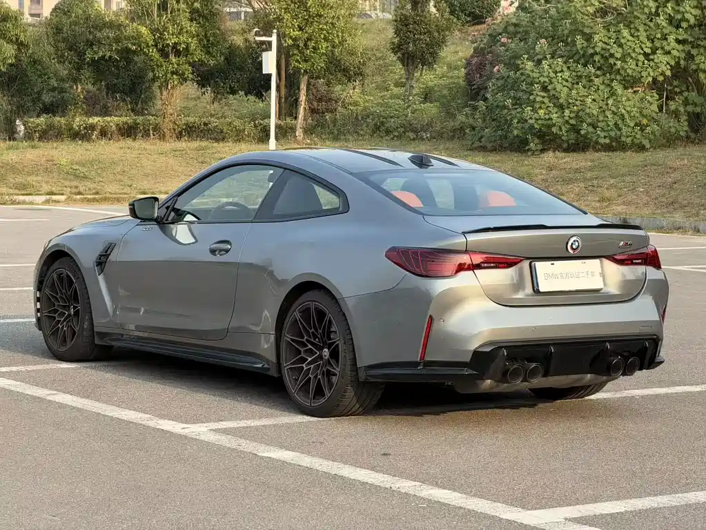 BMW M4 — миниатюра 3