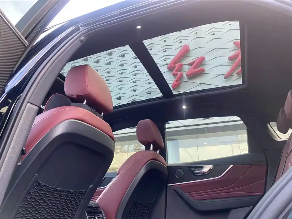 Hongqi HS5 2026 2.0T