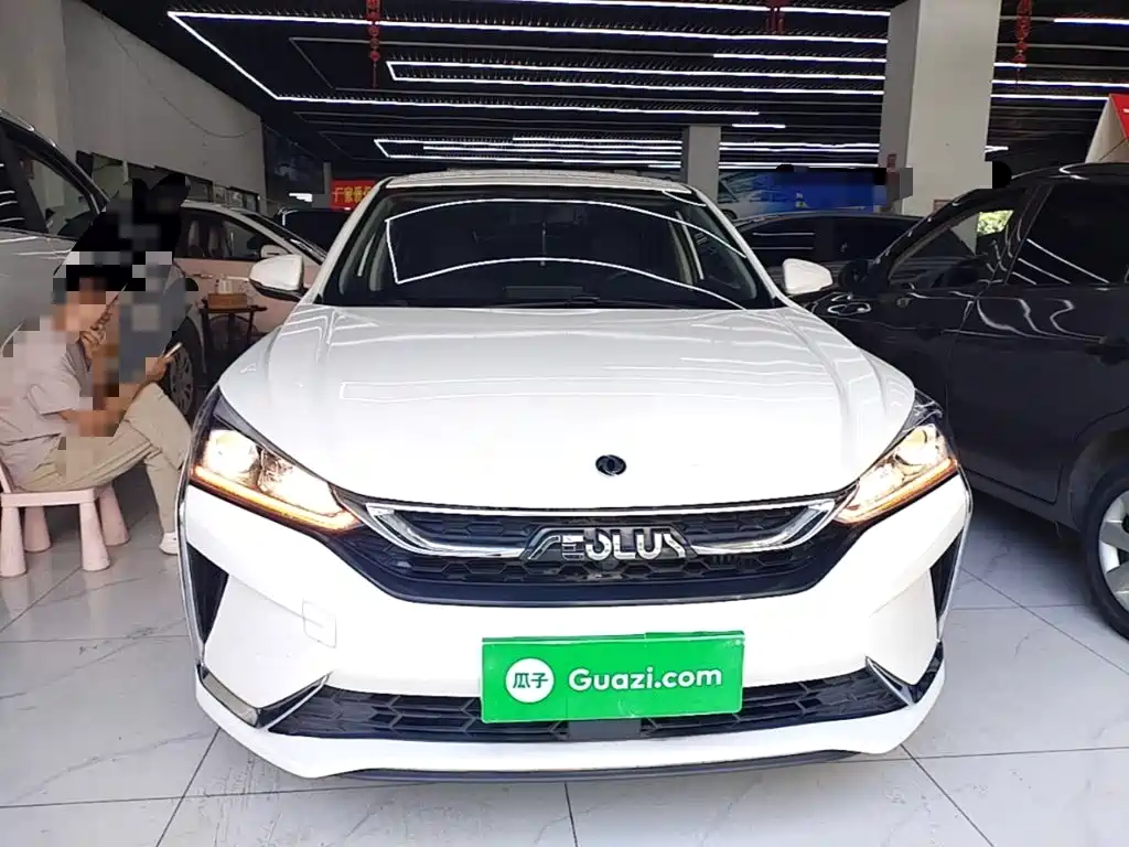 Aeolus Yixuan — миниатюра 3