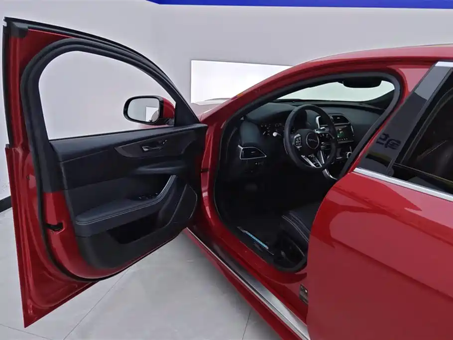 Jaguar XEL 2020 2.0T 200PS R-DYNAMIC S Sport