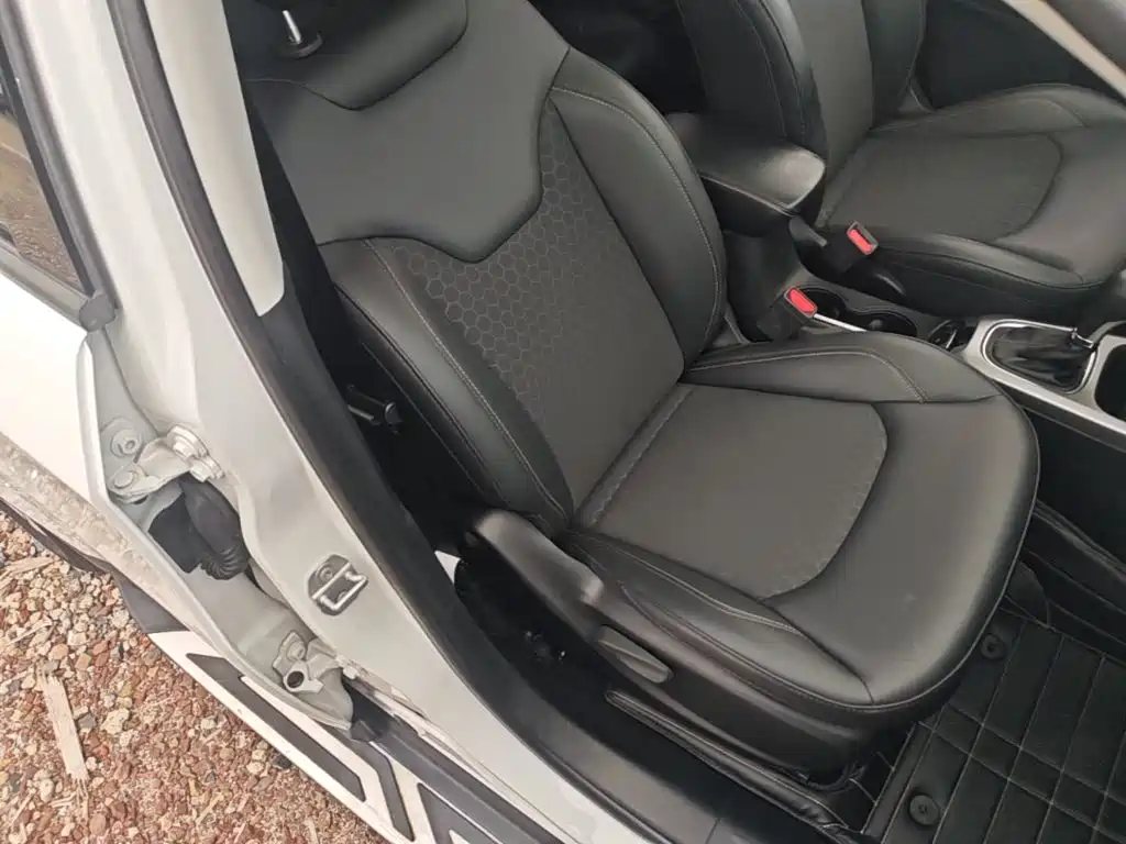 Jeep Compass — миниатюра 25