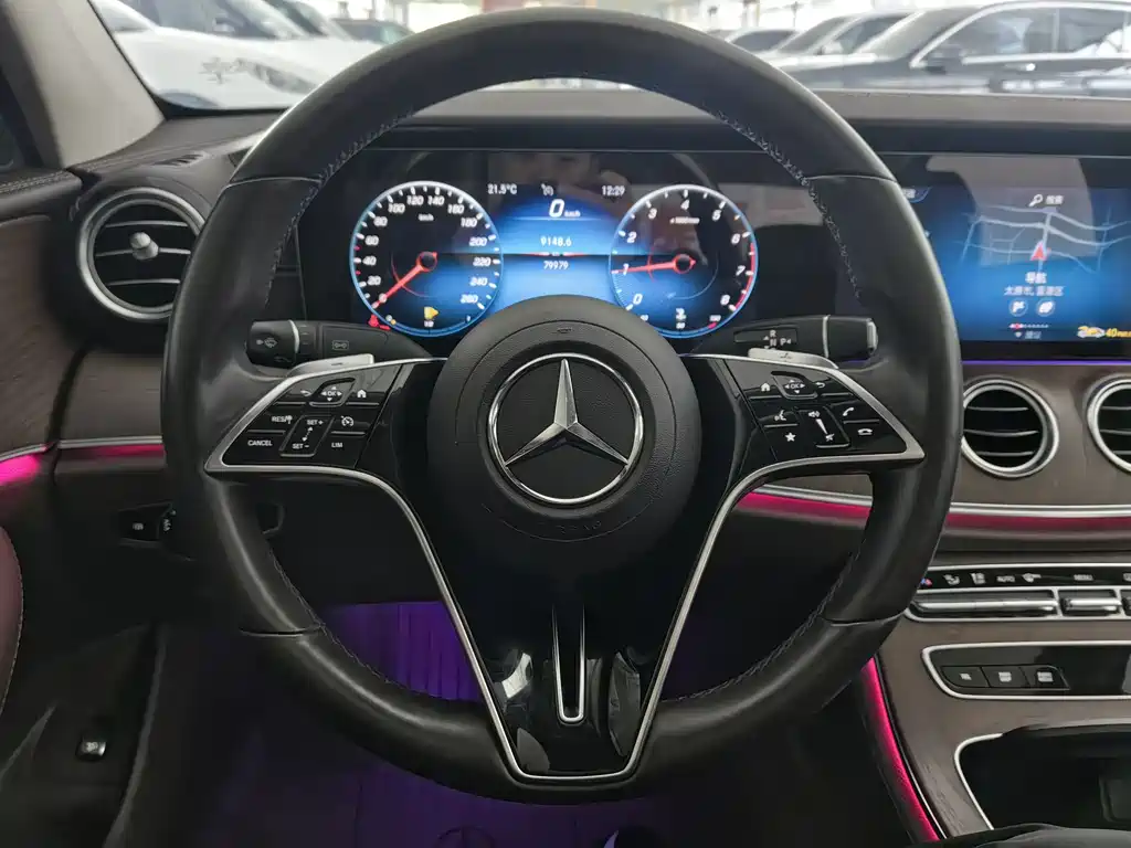 MERCEDES-BENZ E CLASS