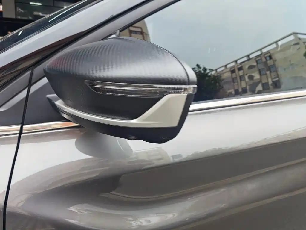 Geely Binyue — миниатюра 17