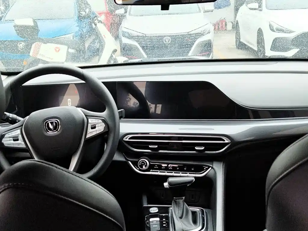 Changan Eado 2020 PLUS NE 1.4T GDI DCT Luxury