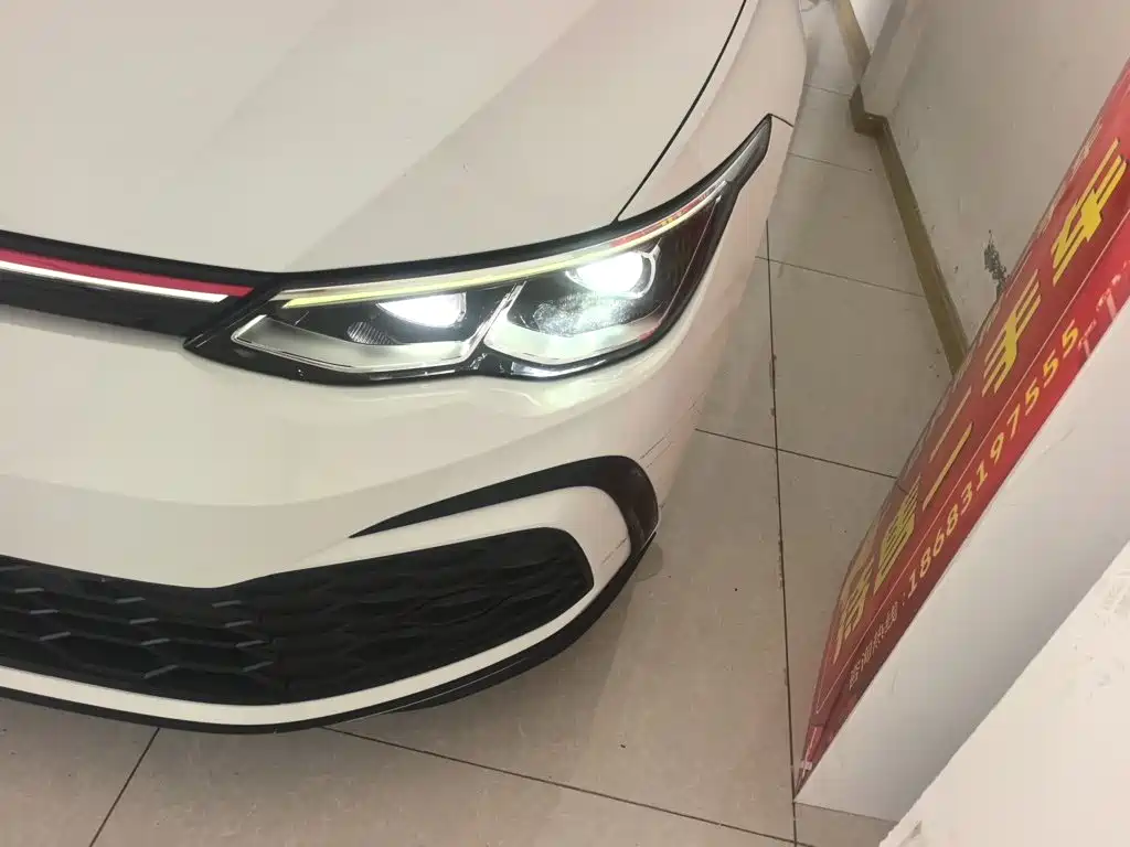 Volkswagen Golf — миниатюра 12