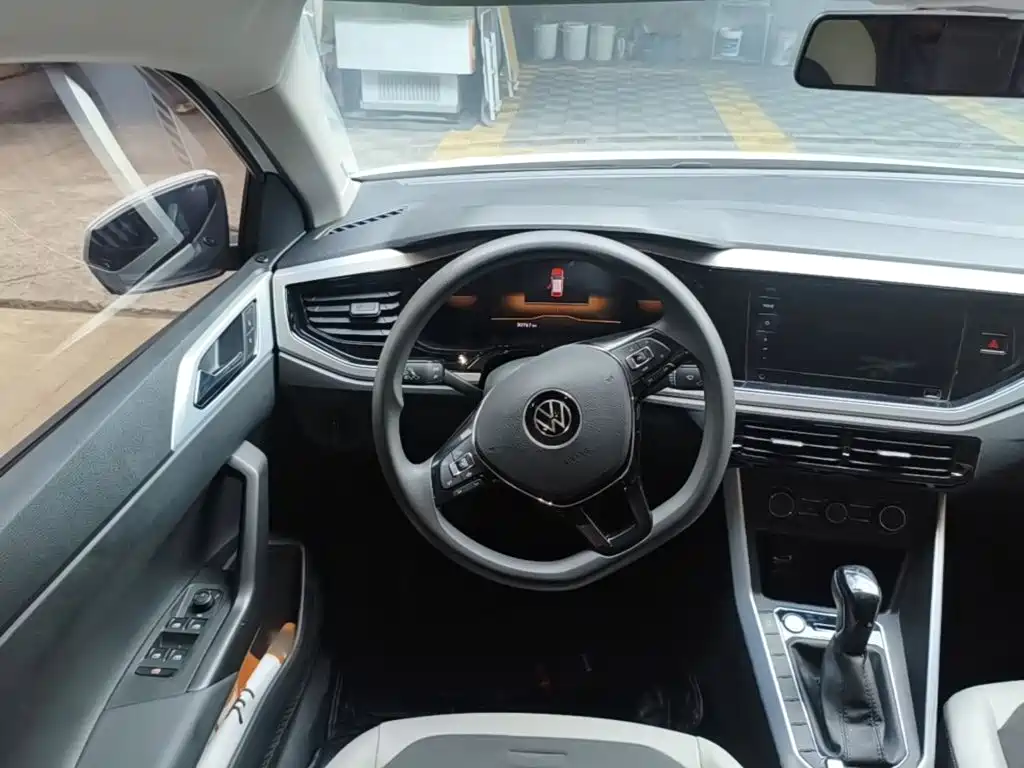 Volkswagen Polo — миниатюра 11
