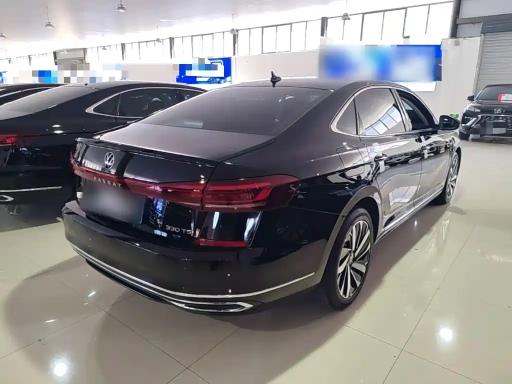 Volkswagen Passat — миниатюра 7