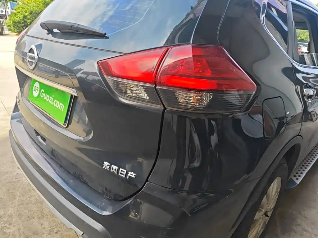 Nissan X-Trail — миниатюра 24