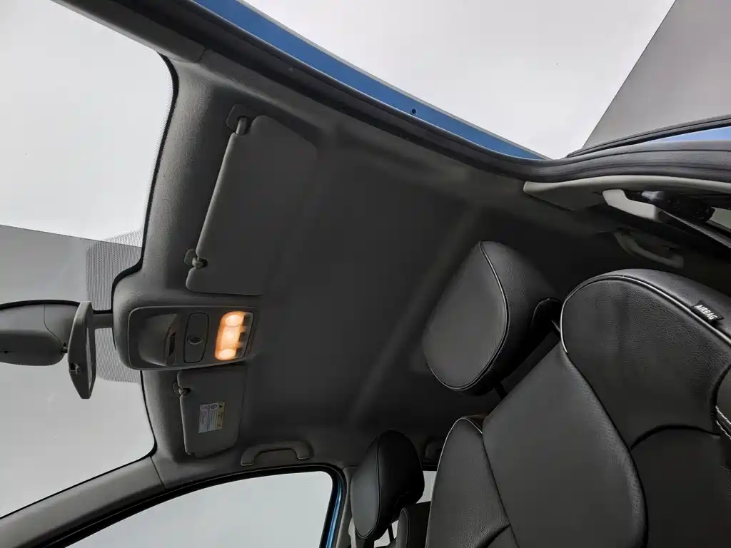 Renault Captur — миниатюра 14