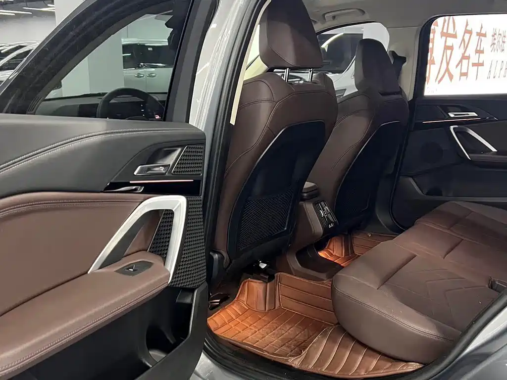 BMW X1 — миниатюра 7