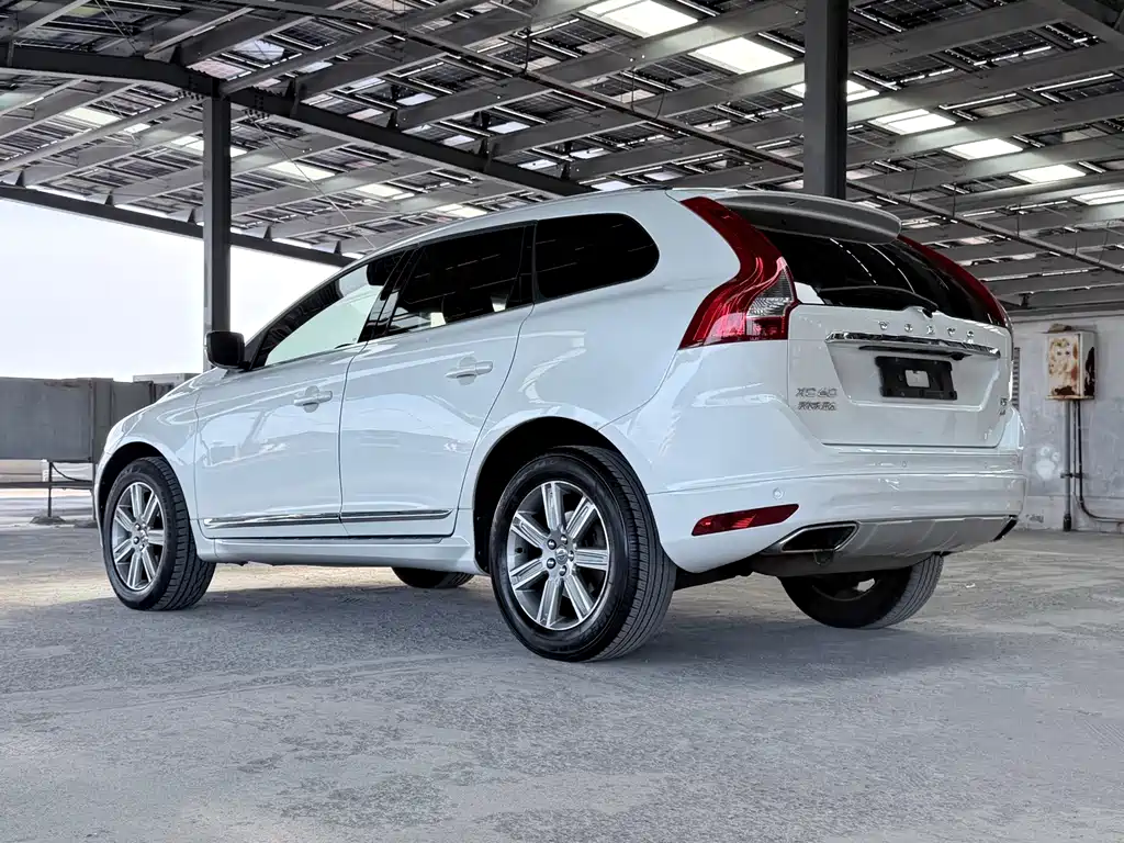 Volvo XC60 — миниатюра 3