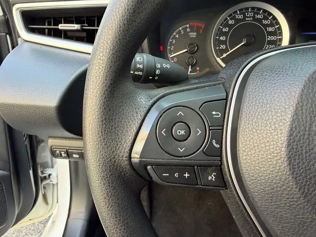 Toyota Corolla — миниатюра 15