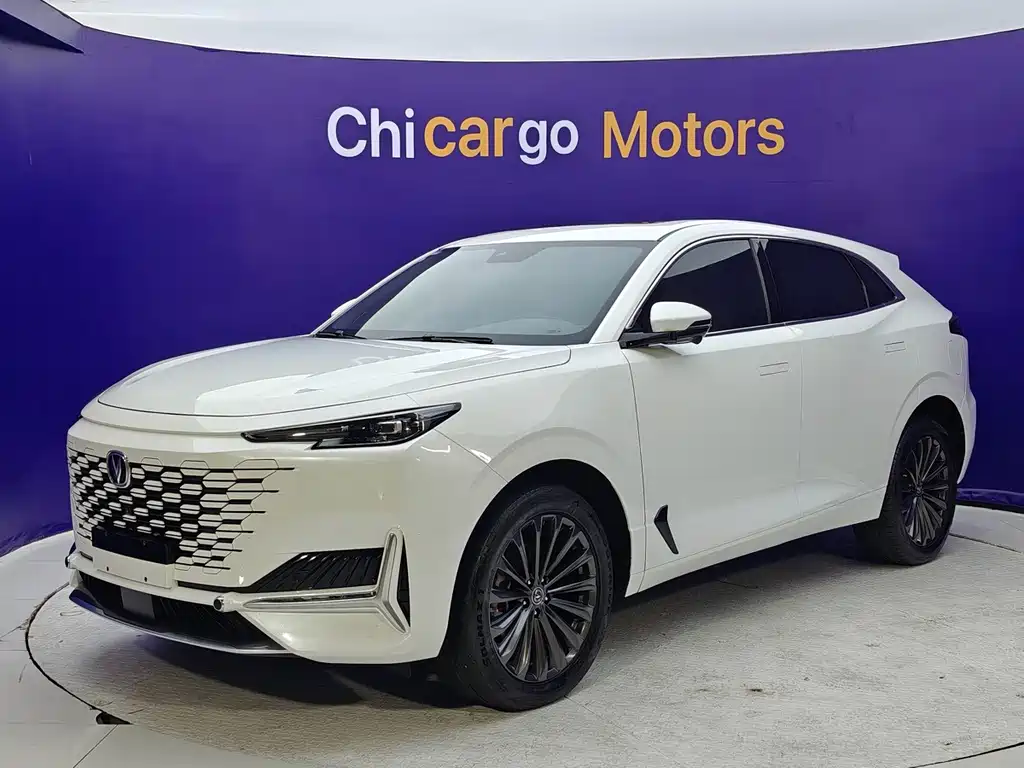2021 Changan UNI-K - zdjęcie 1 z 18