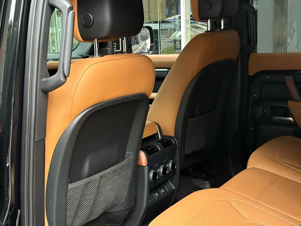Land Rover Land Rover Defender 2023 110 3.0T P400