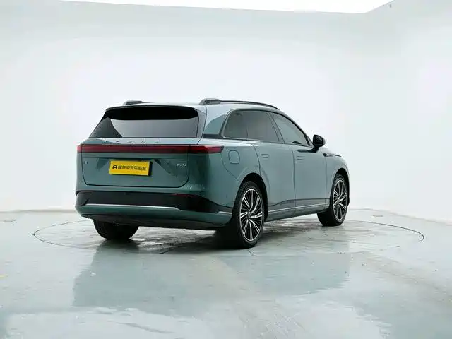 XPeng G9 — миниатюра 7
