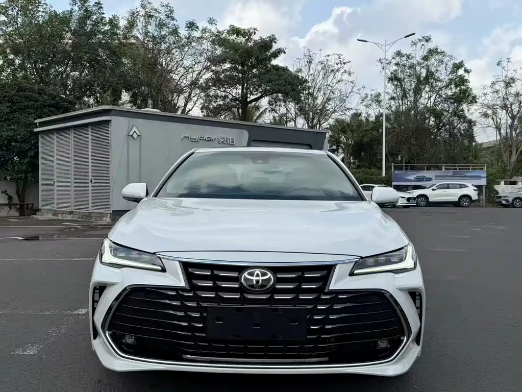 TOYOTA ASIAN DRAGON