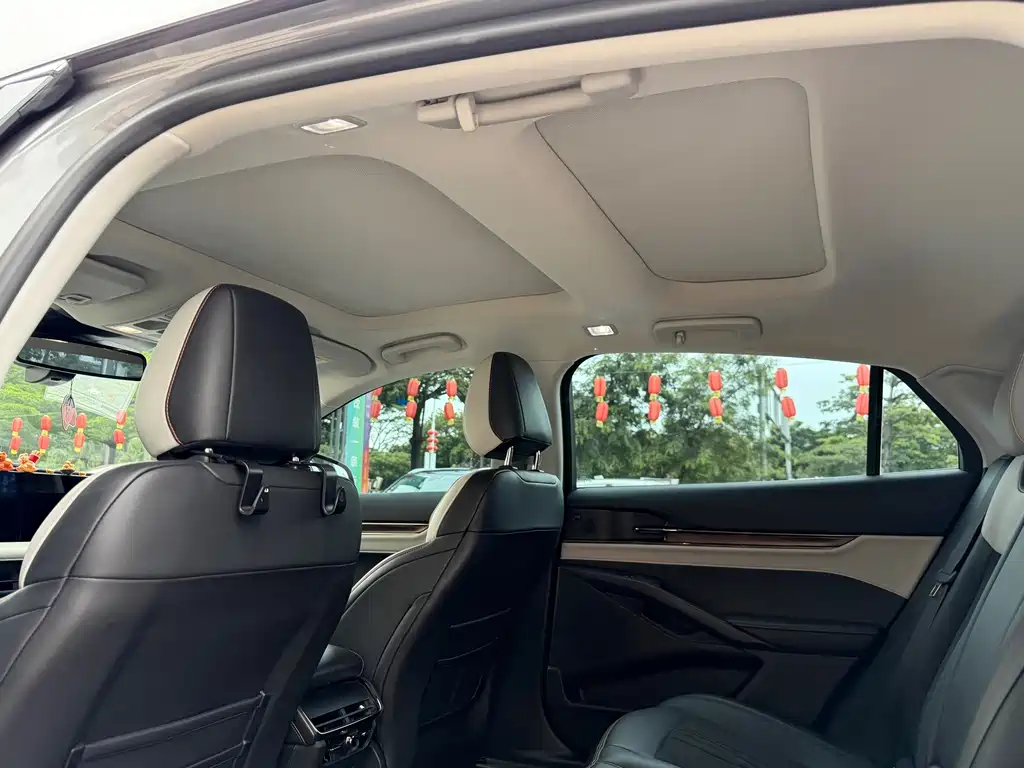 Ford Mondeo — миниатюра 16