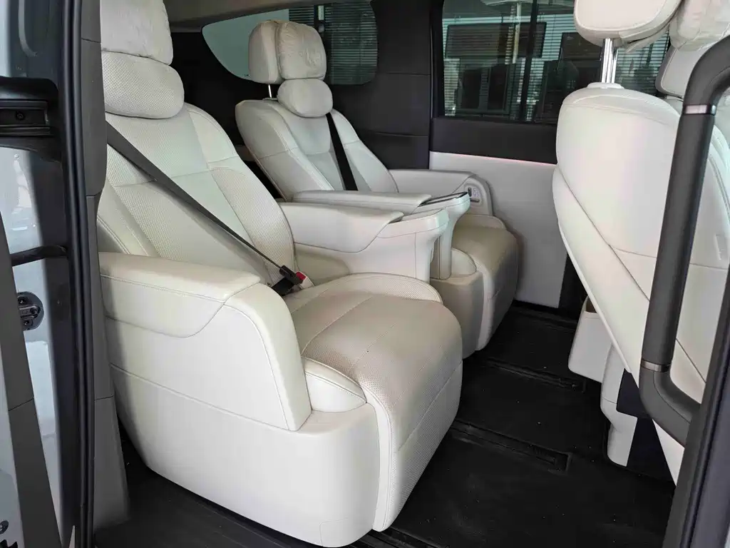 Li Auto Li MEGA — миниатюра 5