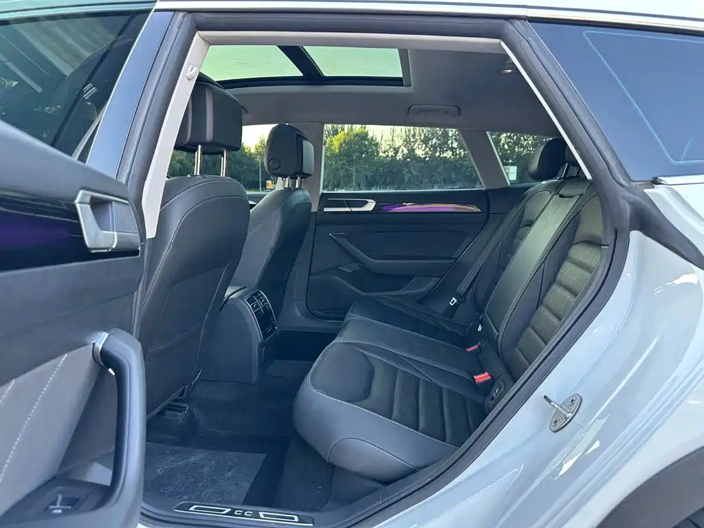 Volkswagen CC — миниатюра 10