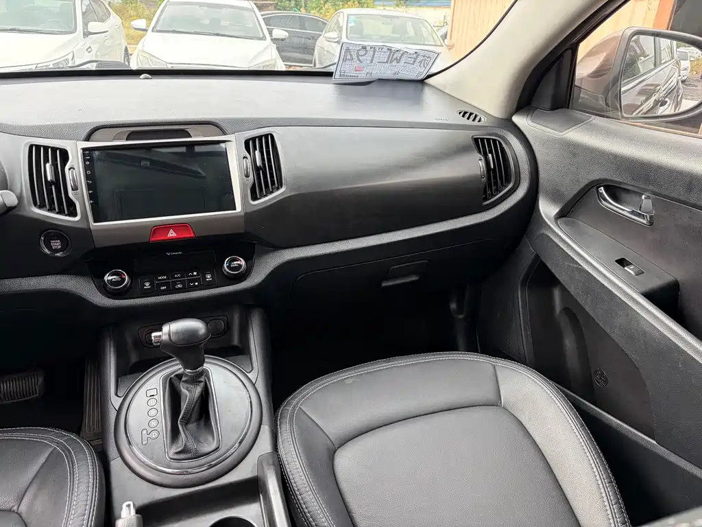 Kia Sportage — миниатюра 12
