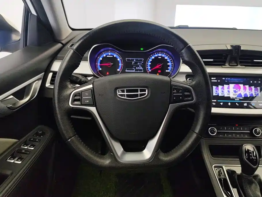 Geely Vision — миниатюра 15