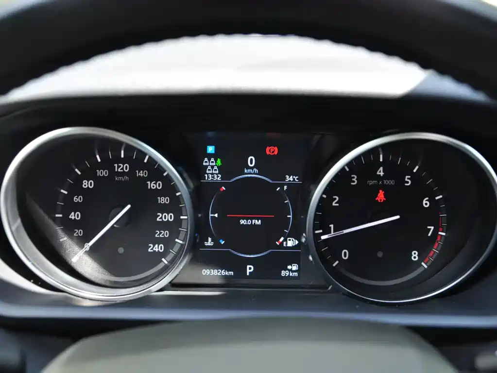 Land Rover Discovery — миниатюра 14