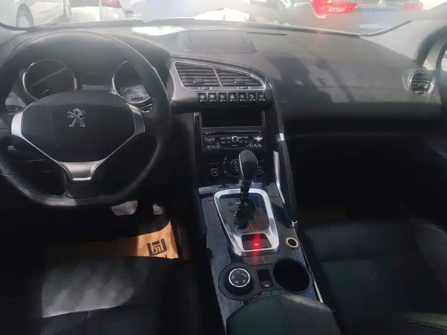 Peugeot 3008 — миниатюра 12