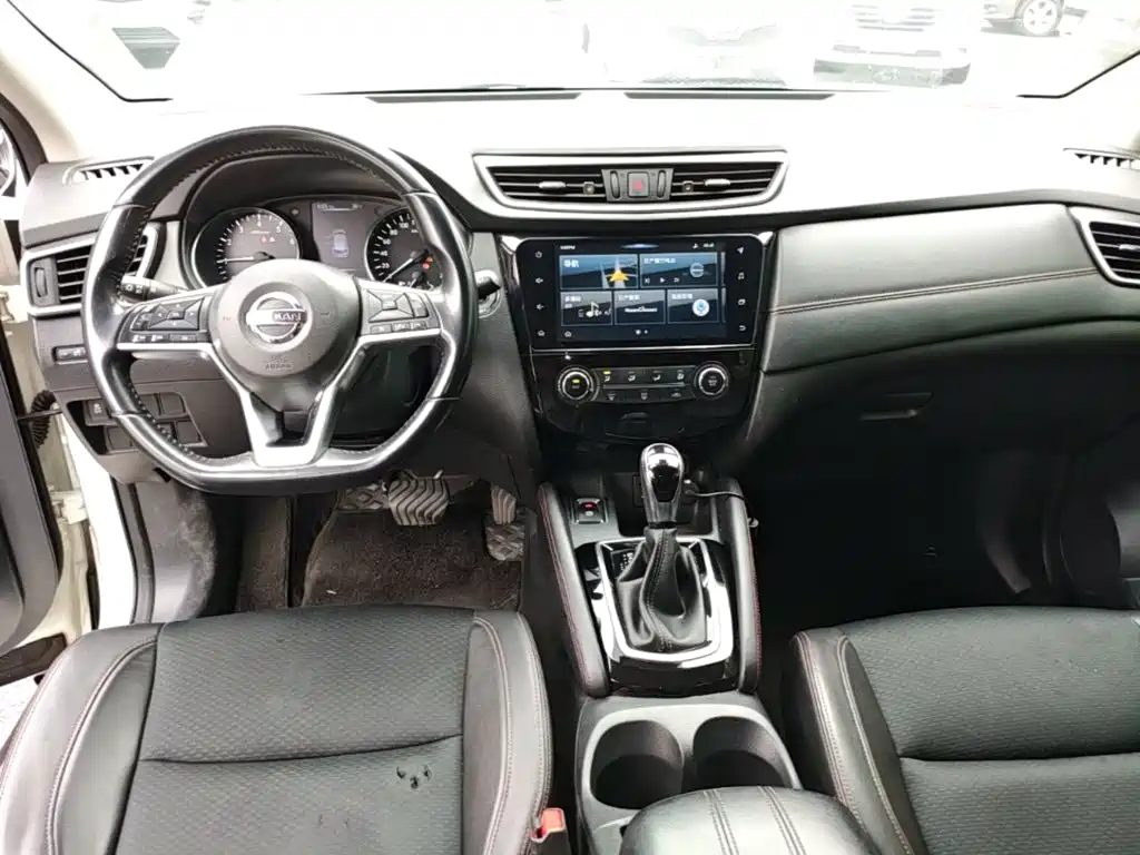 Nissan Qashqai — миниатюра 6