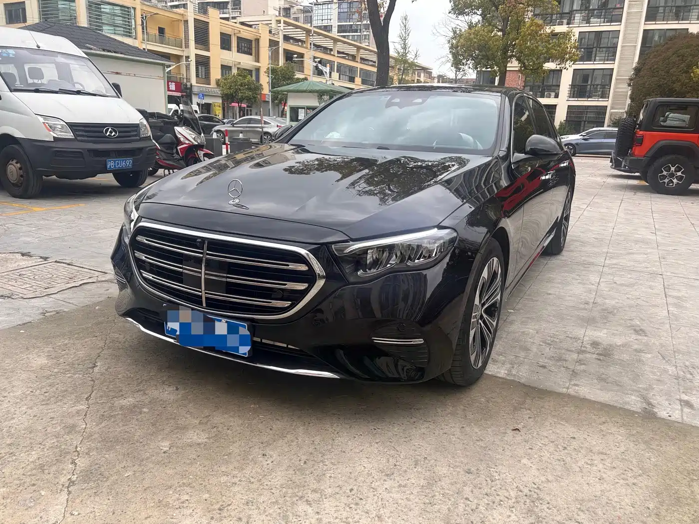 奔驰E级 2026款 改款 E 300 L 时尚运动型 2025