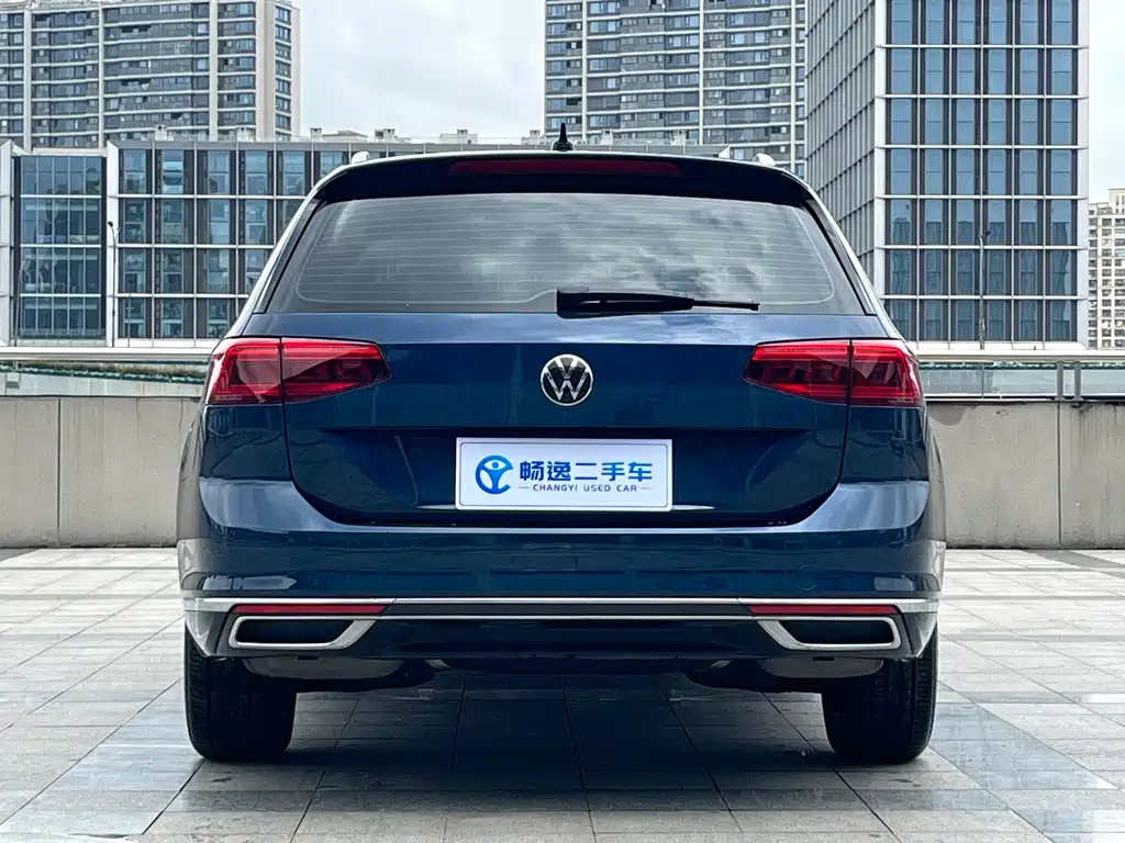 Volkswagen Passat Variant 2021 2.0T