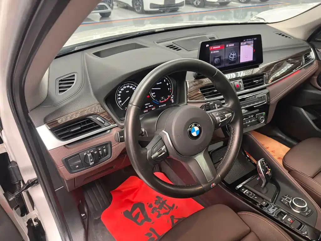 BMW X1 — миниатюра 7