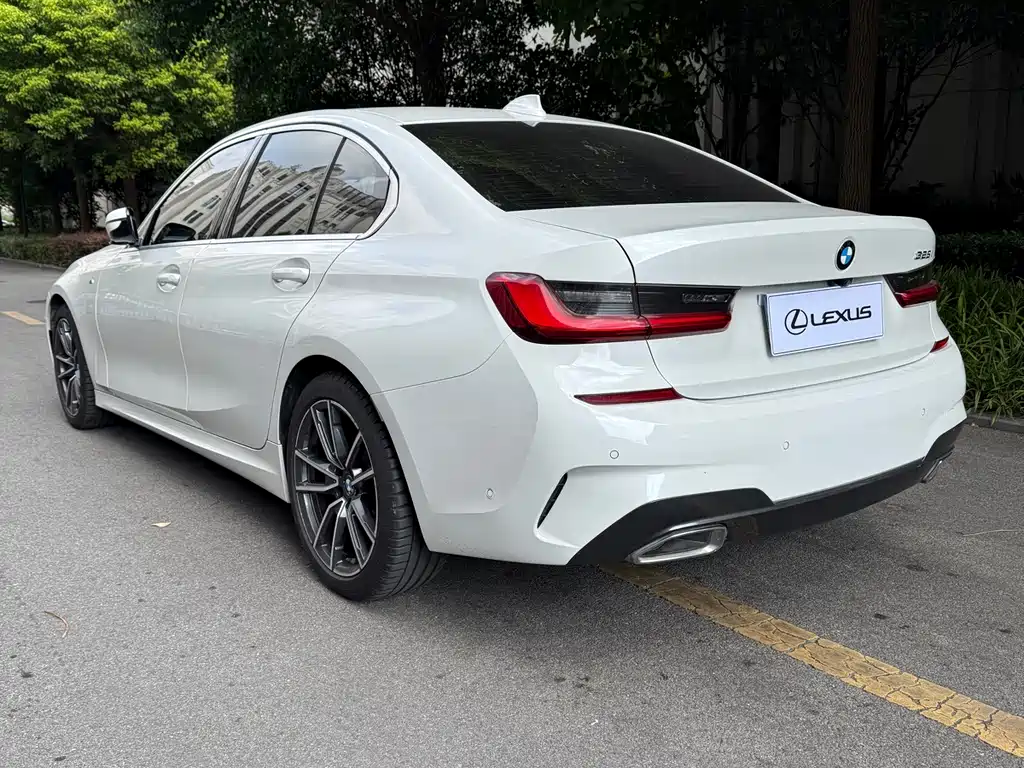 BMW 3 Series — миниатюра 14