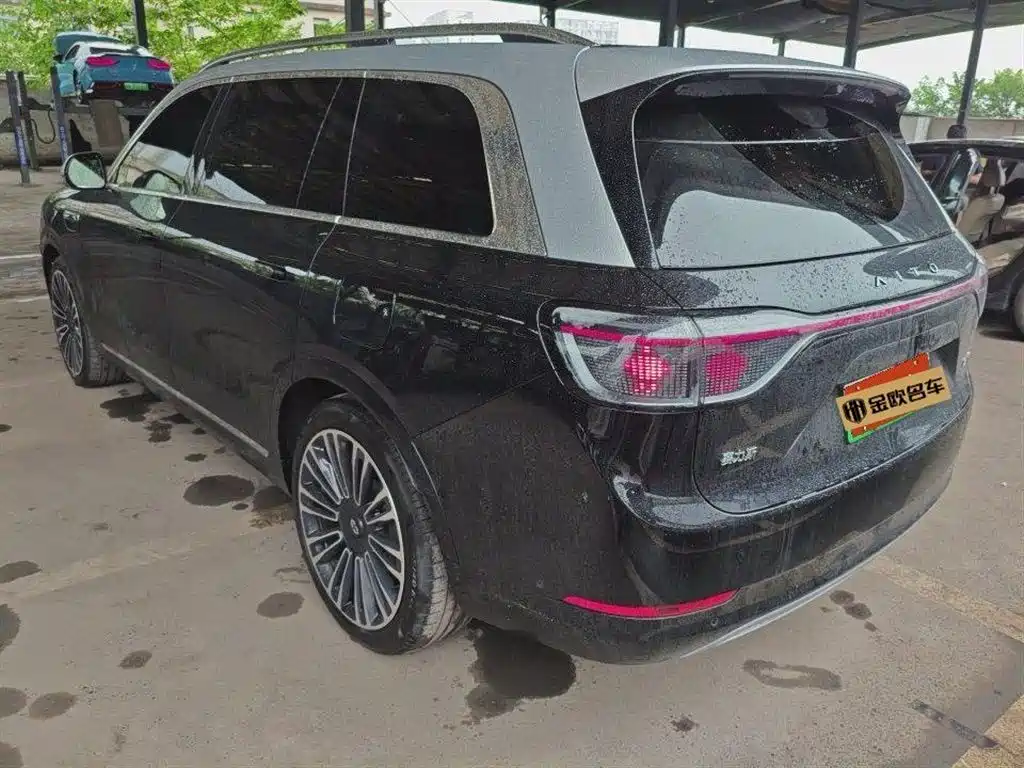 Aito M9 2024 Ultra 42kWh 6 мест