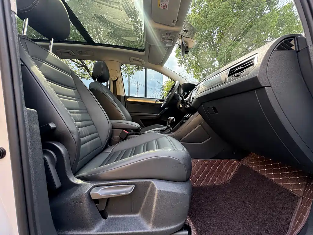 Volkswagen Touran — миниатюра 8