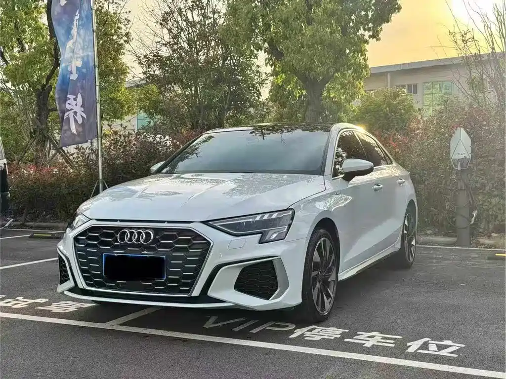 Купить Audi A3