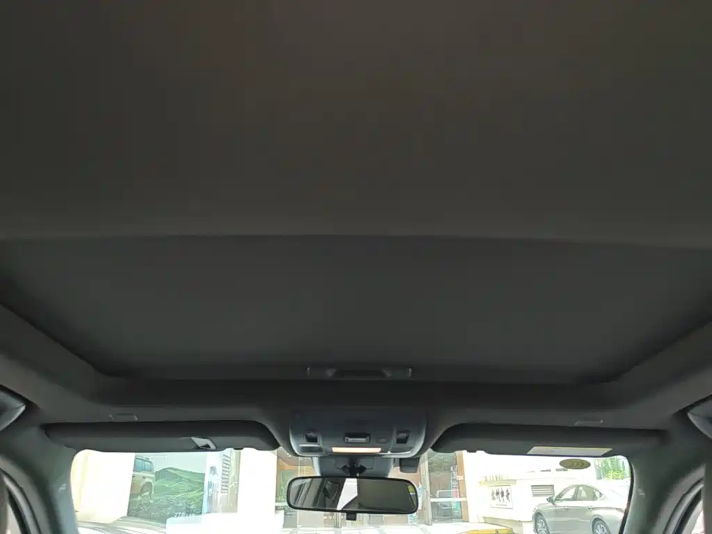 Lexus UX — миниатюра 23