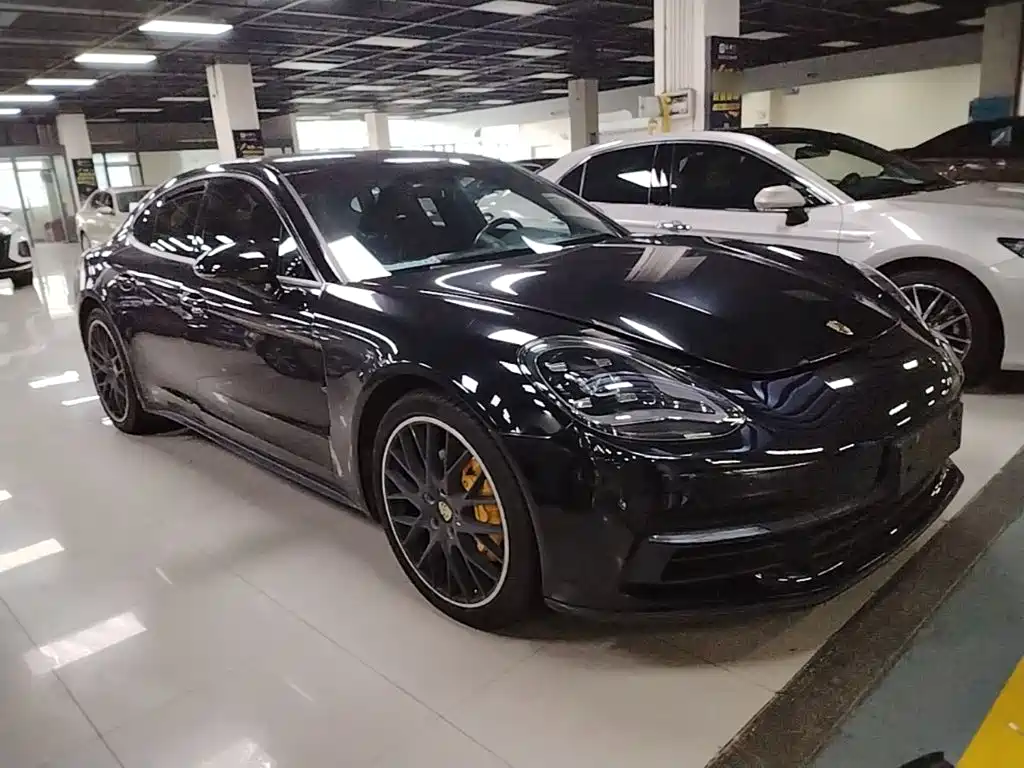 Porsche Panamera — миниатюра 4