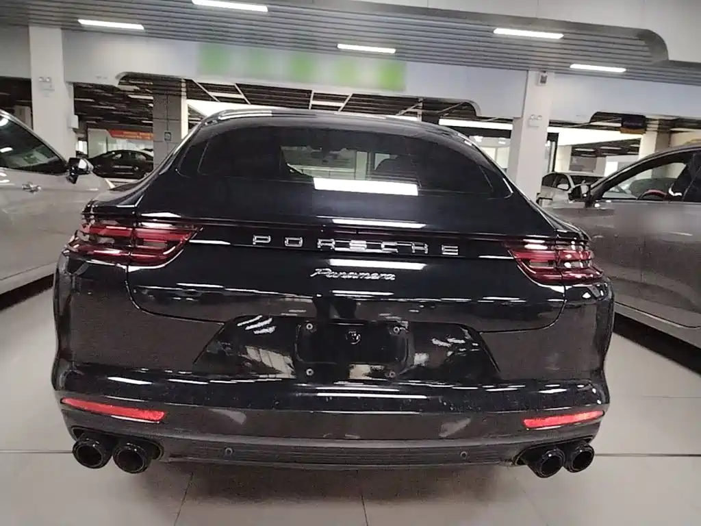 Porsche Panamera — миниатюра 6
