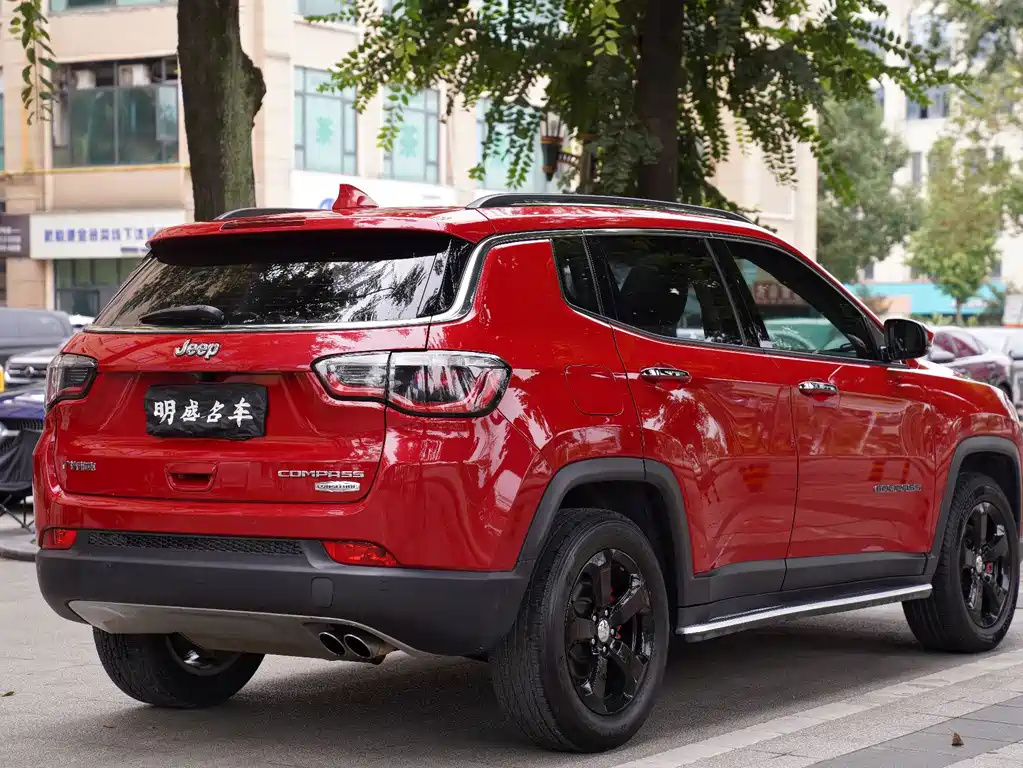Jeep Compass — миниатюра 16