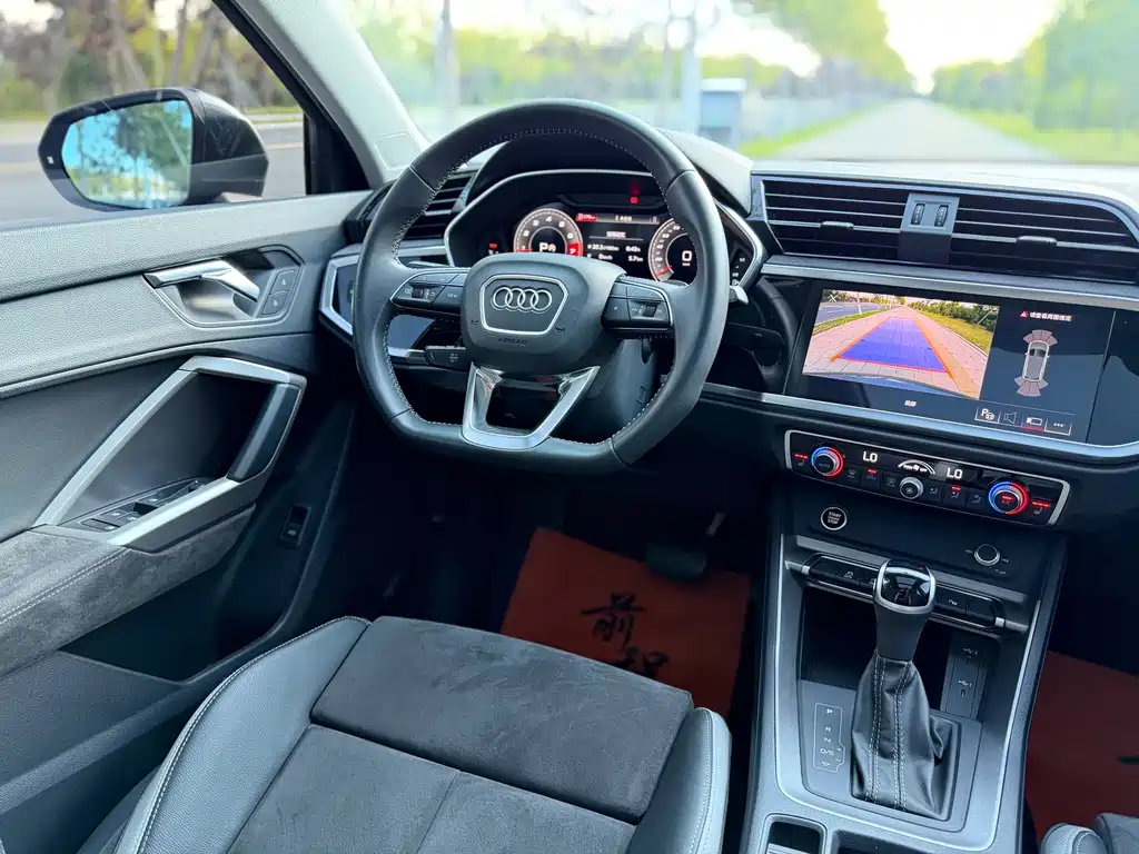 Audi Q3 — миниатюра 13