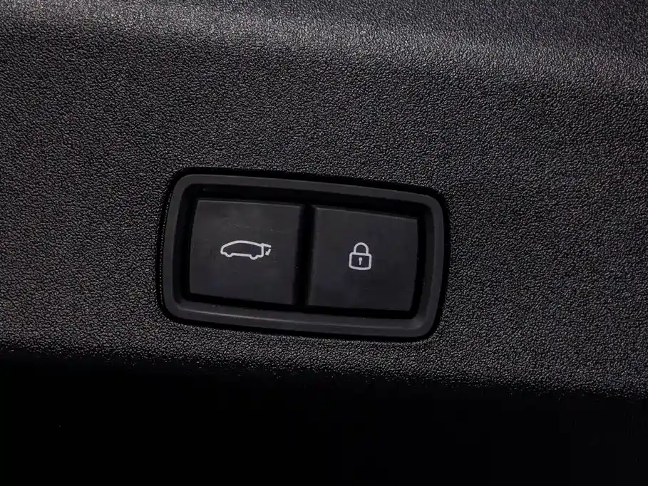 Li Auto Li MEGA — миниатюра 7