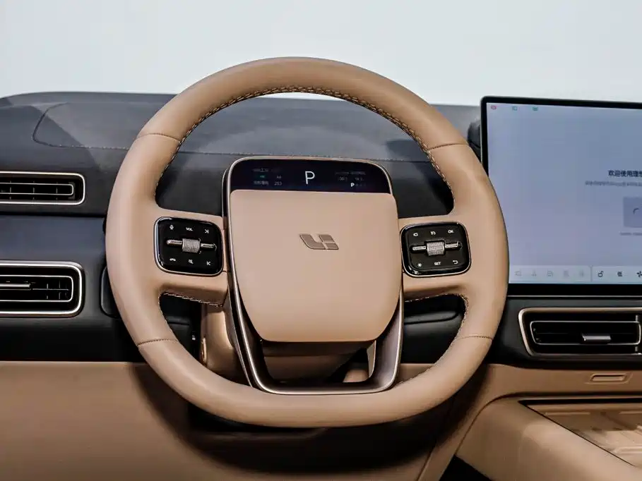 Li Auto Li MEGA — миниатюра 23