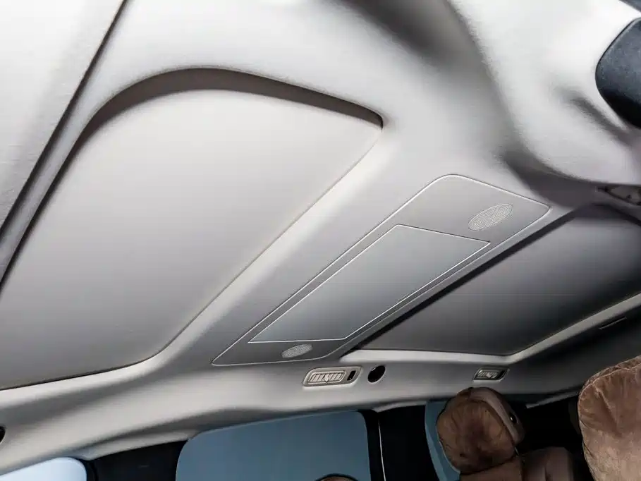 Li Auto Li MEGA — миниатюра 21