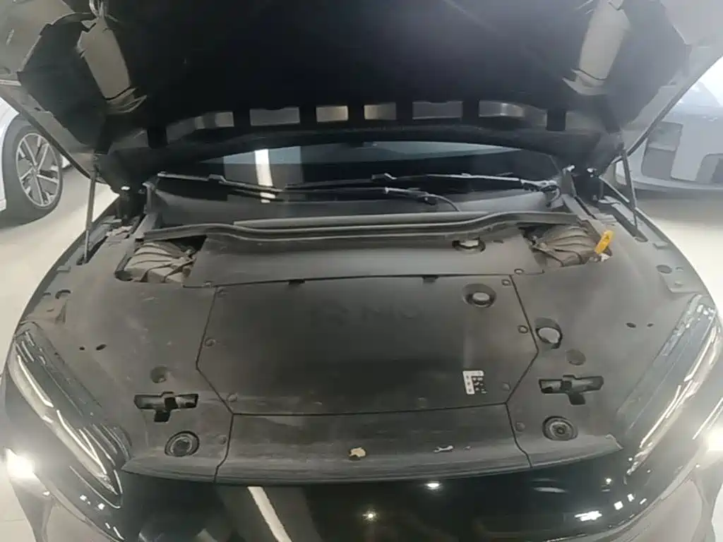 NIO ET5T — миниатюра 20