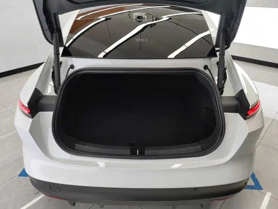 NIO ET5 — миниатюра 4