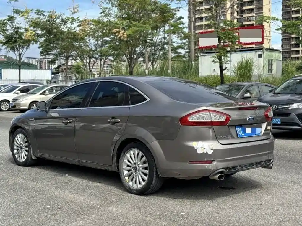 Ford Mondeo Zhisheng — миниатюра 7